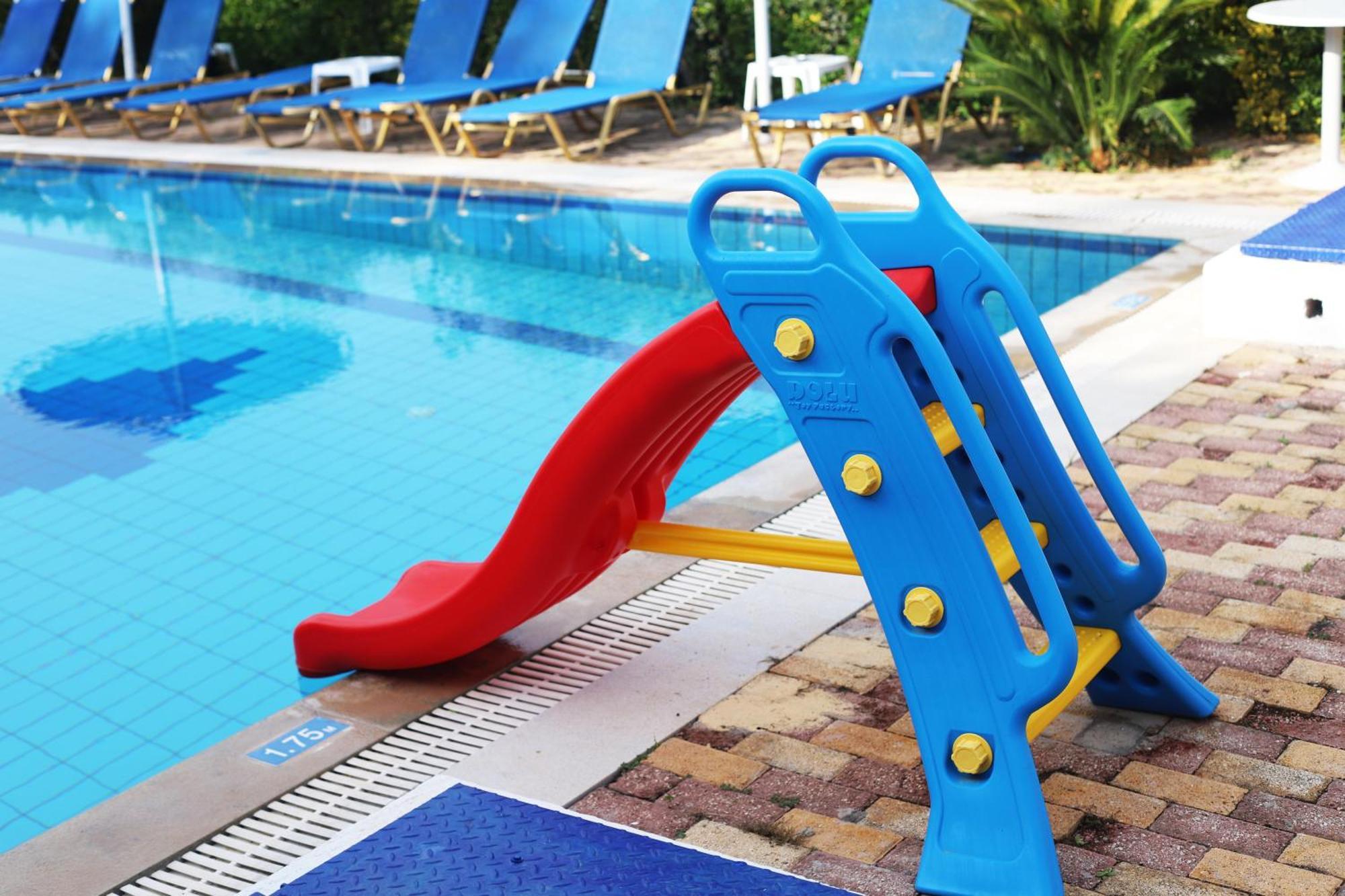 Villa Eleni Holidays Resort With Swimming Pool, Сидарион Экстерьер фото