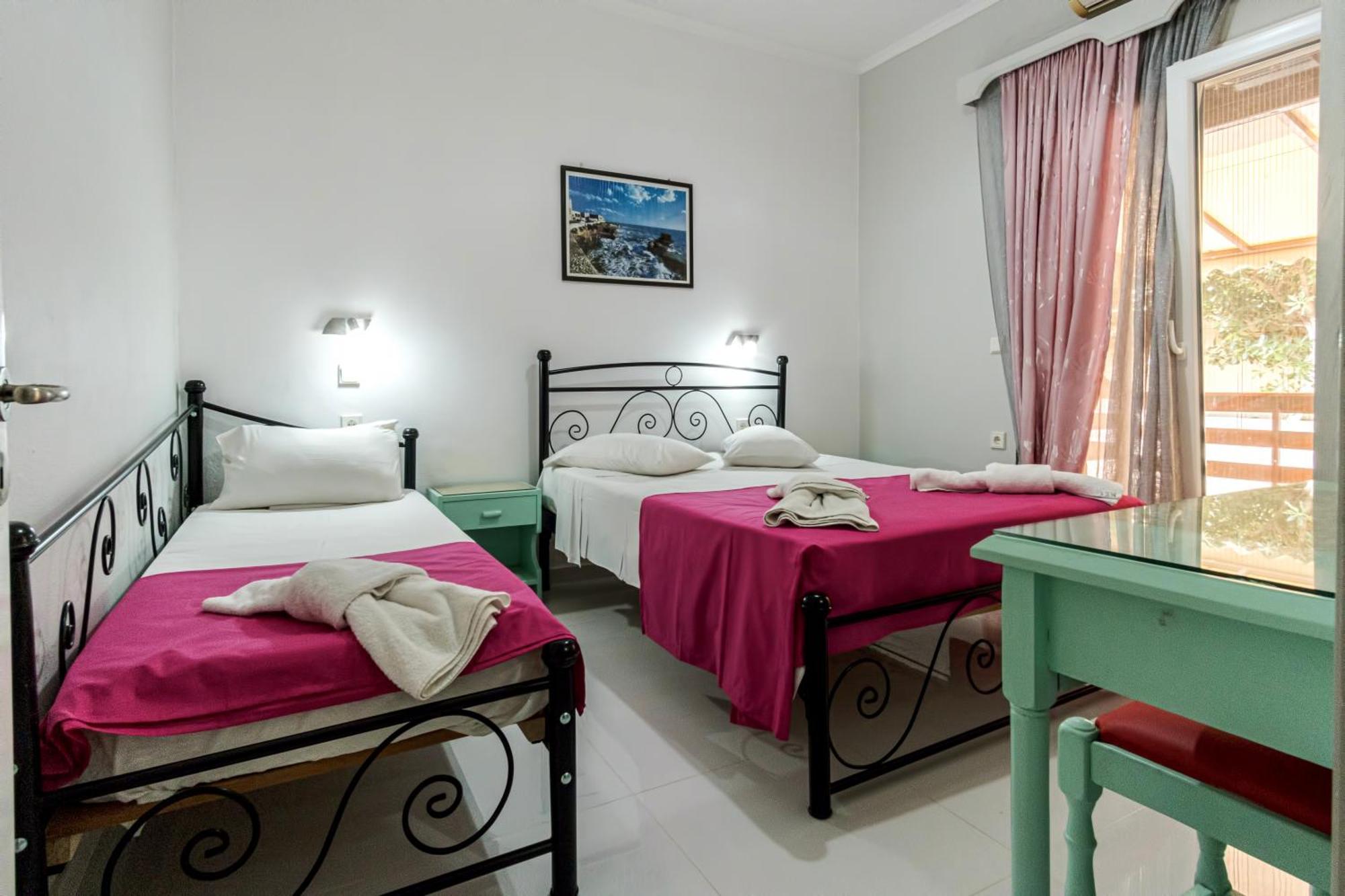 Villa Eleni Holidays Resort With Swimming Pool, Сидарион Экстерьер фото